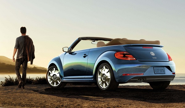 The Price of 2017 Volkswagen Beetle Convertible in the UAE