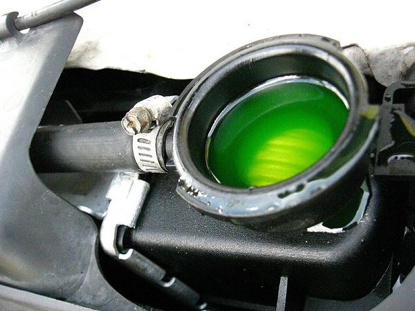 Keep your Vehicle Hydrated with Proper Fluids