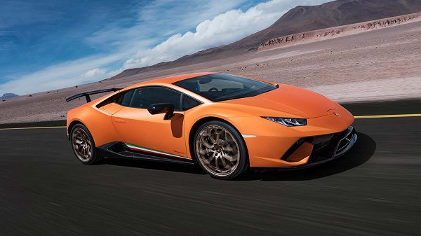 The Design of the 2017 Lamborghini Huracan